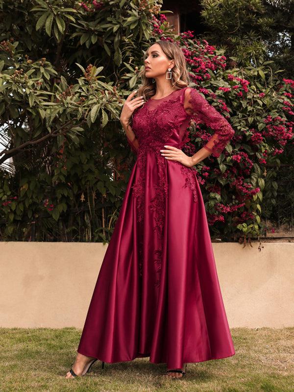 Woman's Lace Trailing Banquet Dress - SALA